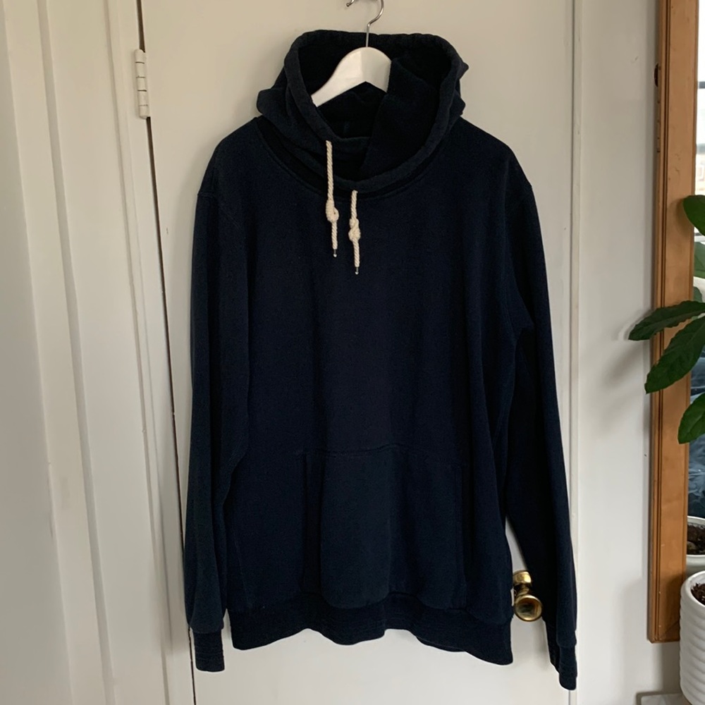 Scotch&soda mens navy hooded sweatshirt in size XXL.